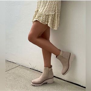 Dolce Vita - Size 9.5 Huey H20 suede booties